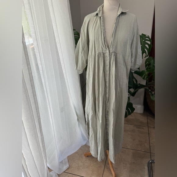 Zara Dresses & Skirts - ZARA Sage Green Deep-V Collared Midi Dress | Empire Waist, Half Sleeve 2X